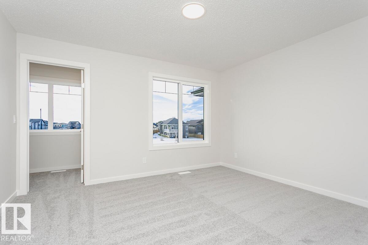 Photo 1 of 707 Cambrian Bv, Sherwood Park AB