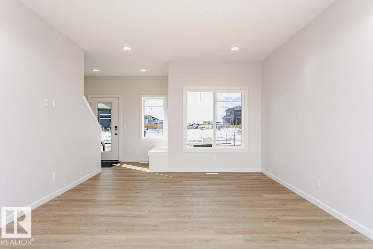Photo 16 of 707 Cambrian Bv, Sherwood Park AB