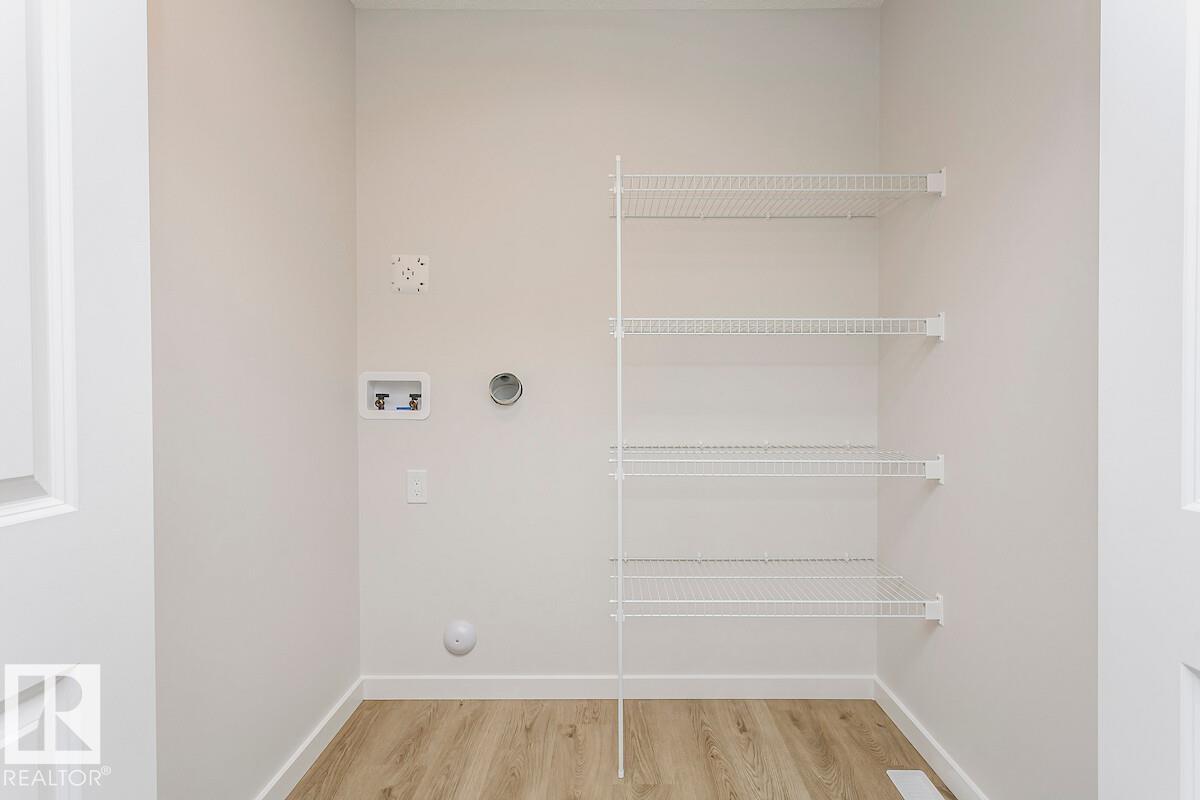 Photo 9 of 707 Cambrian Bv, Sherwood Park AB