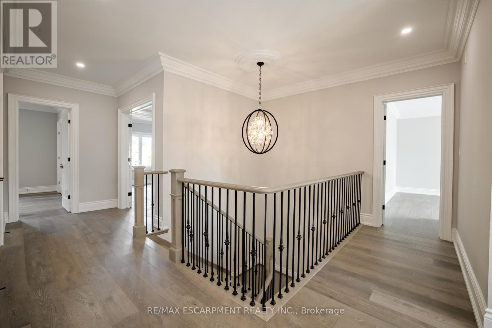 Photo 31 of 31 Bayside Court, Burlington ON