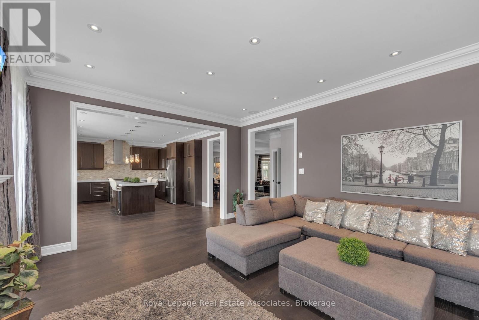 Photo 33 of 12 Seabrook Place, Brampton ON