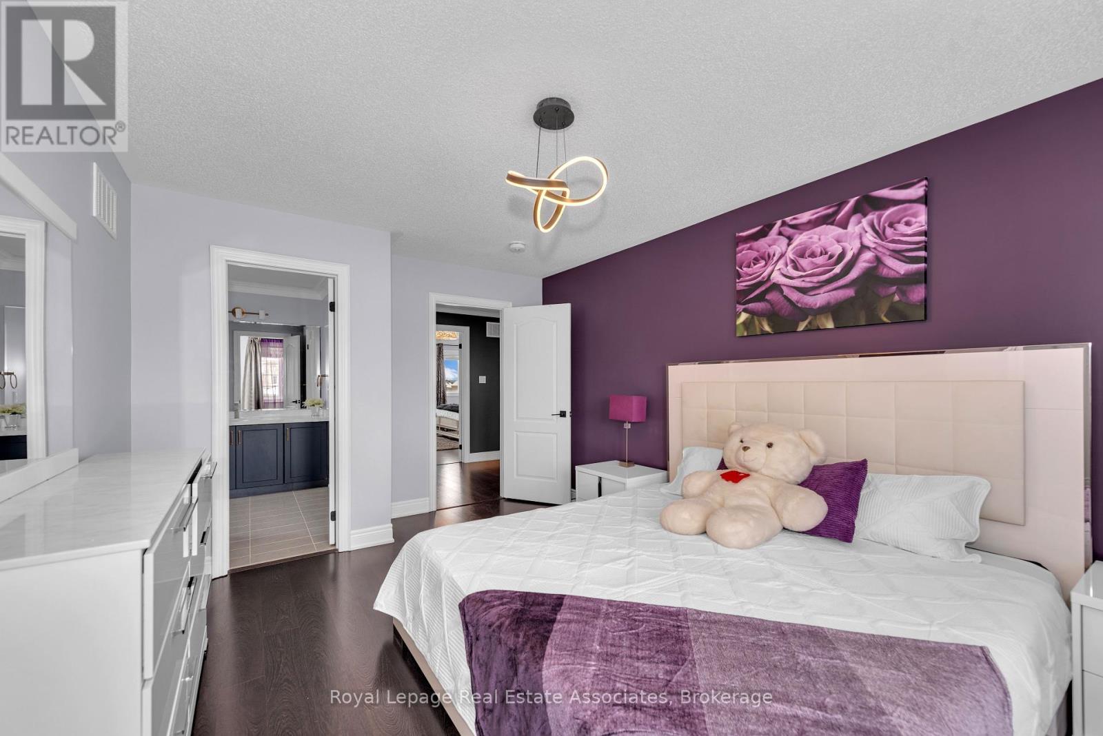 Photo 35 of 12 Seabrook Place, Brampton ON