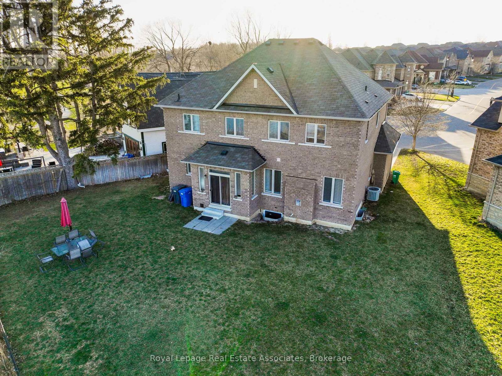 Photo 29 of 12 Seabrook Place, Brampton ON