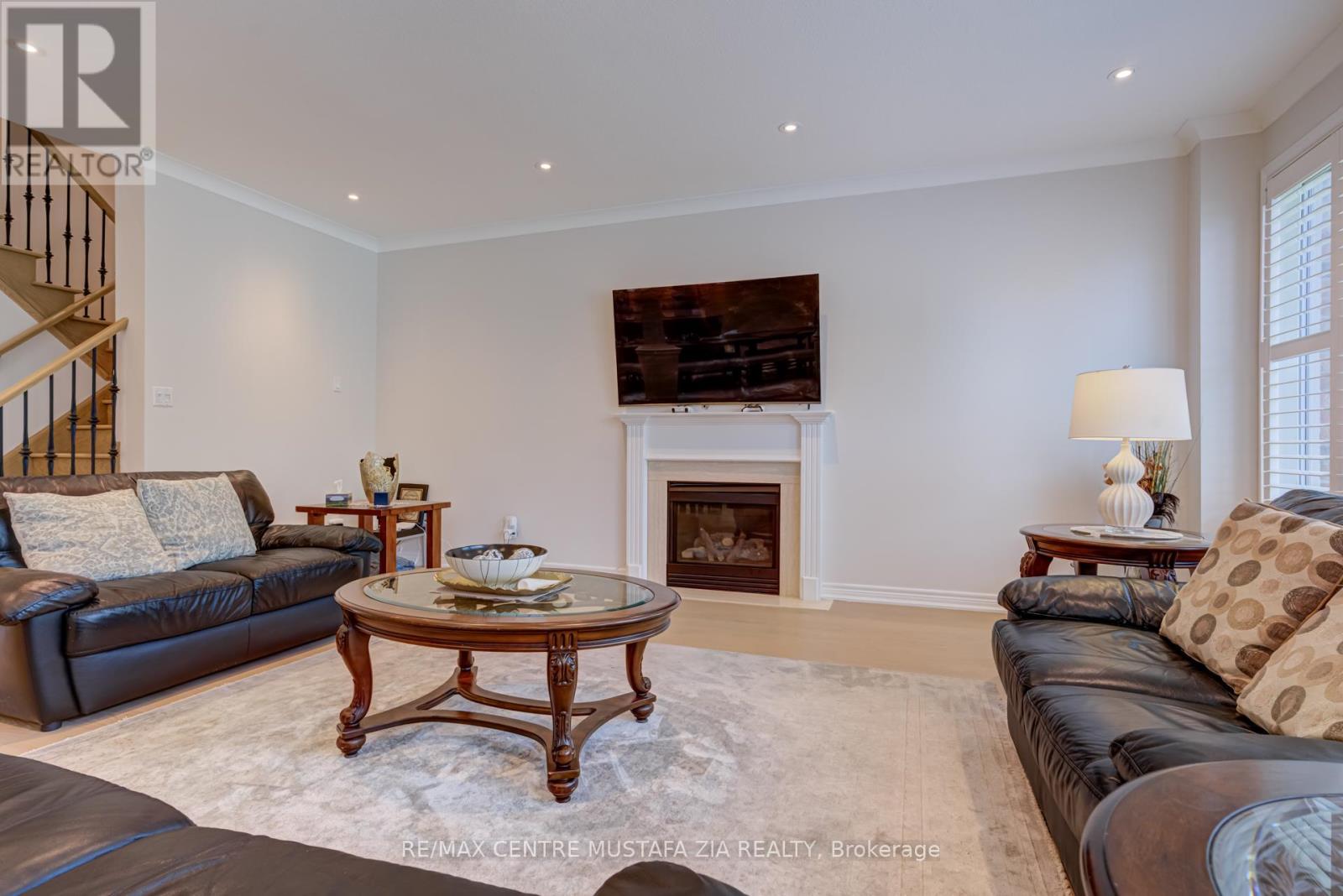 Photo 41 of 2522 Lyndhurst Drive, Oakville ON