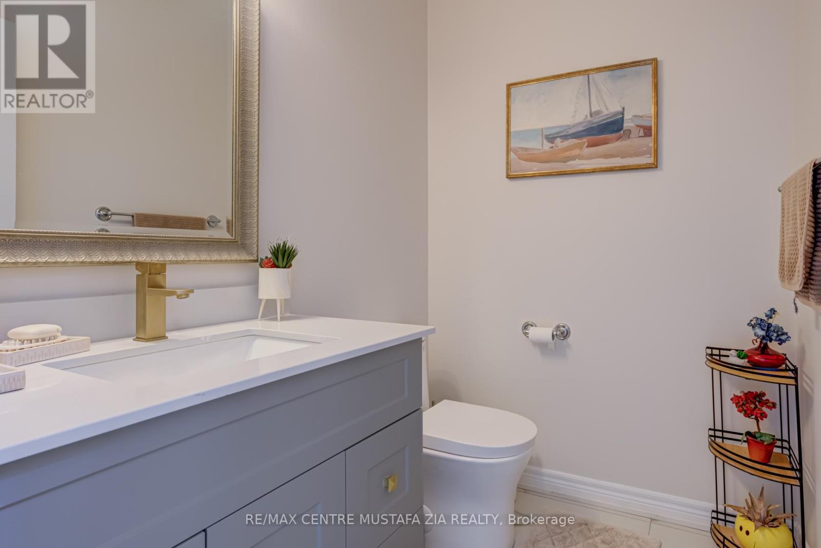 Photo 29 of 2522 Lyndhurst Drive, Oakville ON