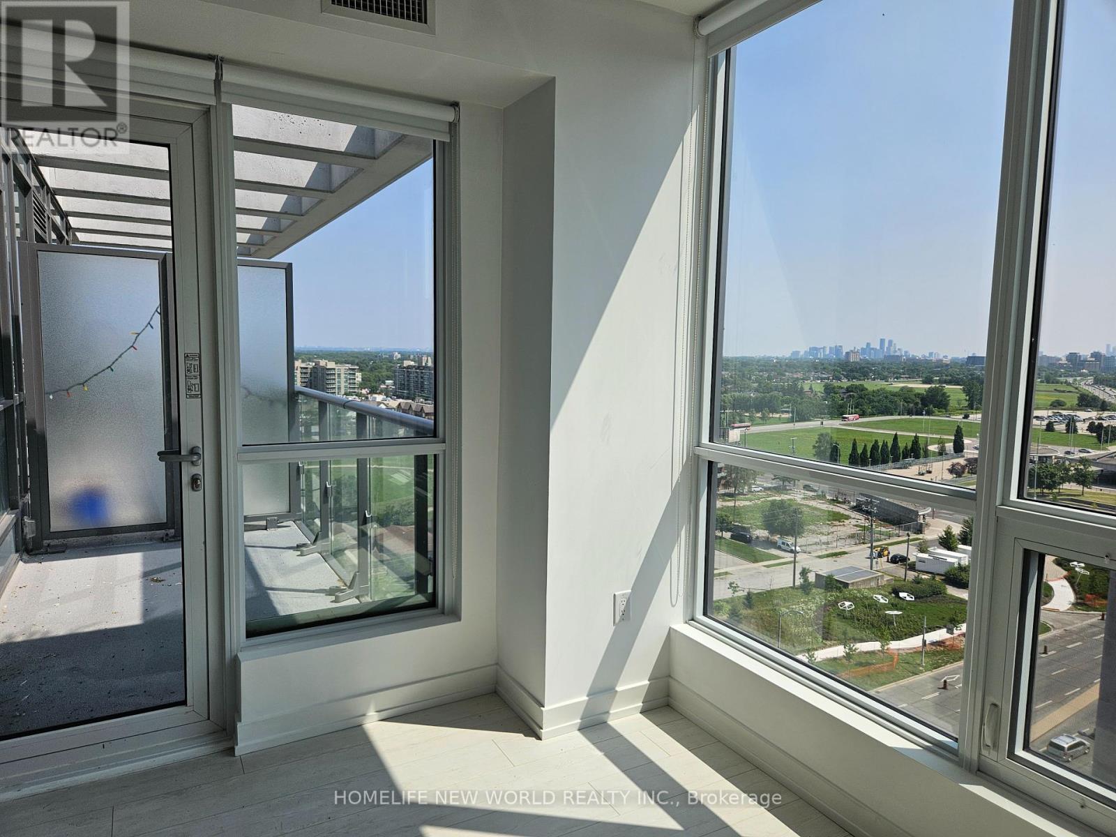 Photo 3 of 1312 10 De Boers Drive, Toronto ON
