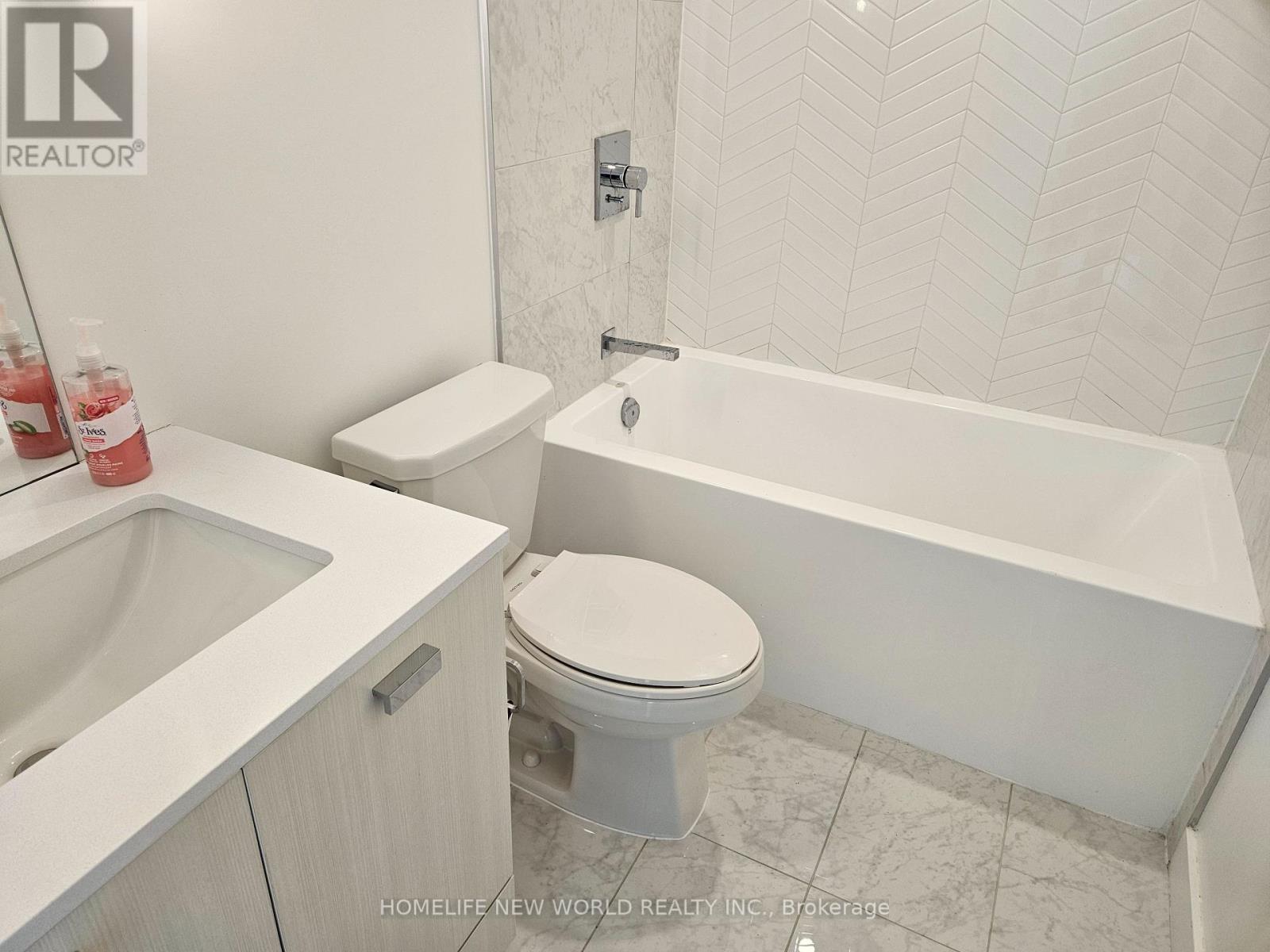 Photo 8 of 1312 10 De Boers Drive, Toronto ON