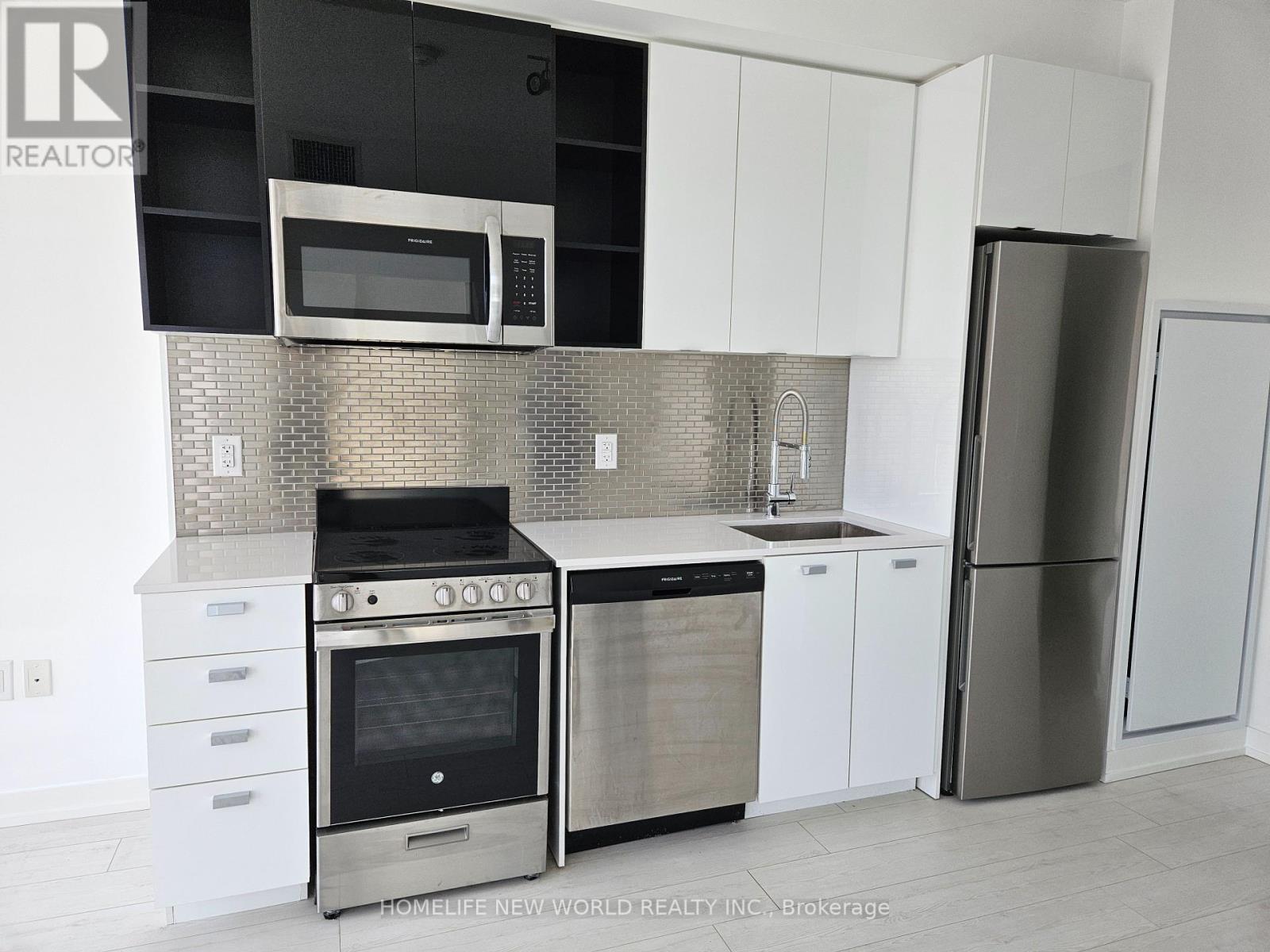 Photo 9 of 1312 10 De Boers Drive, Toronto ON