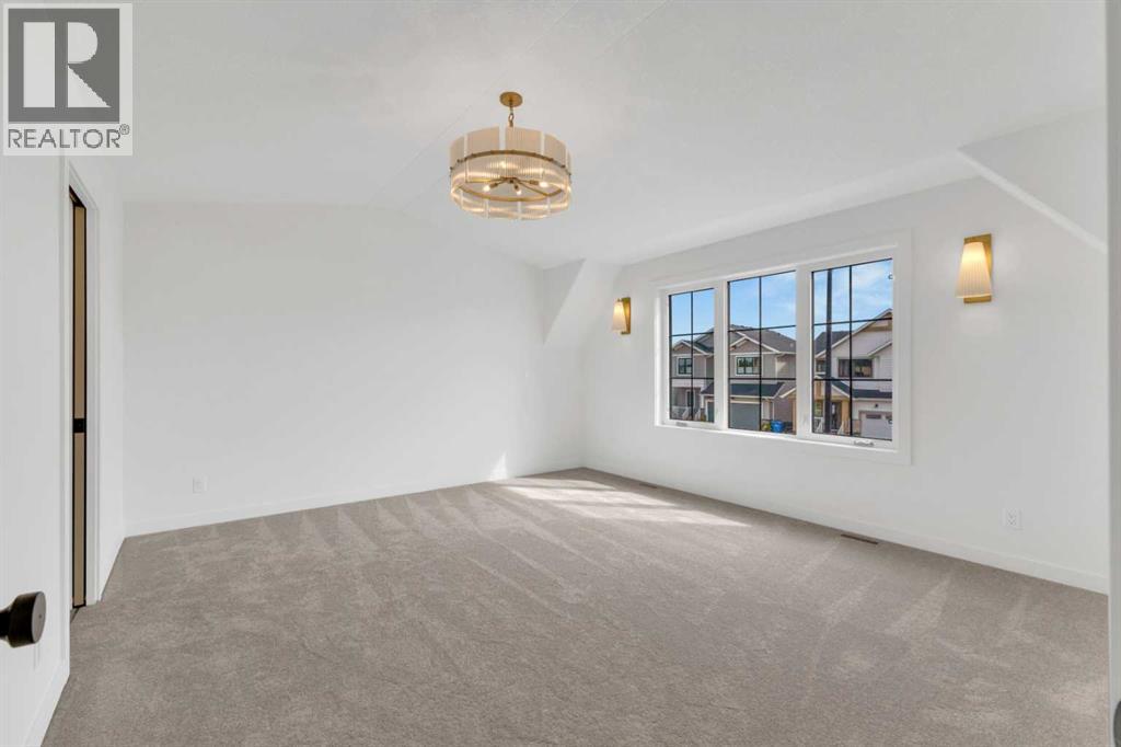 Single Family House for Sale in  Eaton Crescent Evergreen Red Deer 