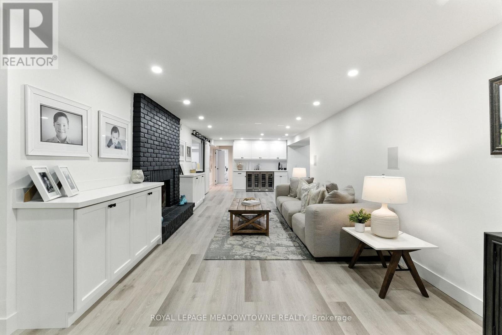 Photo 27 of 18 Vanstraalen Street, Hamilton ON