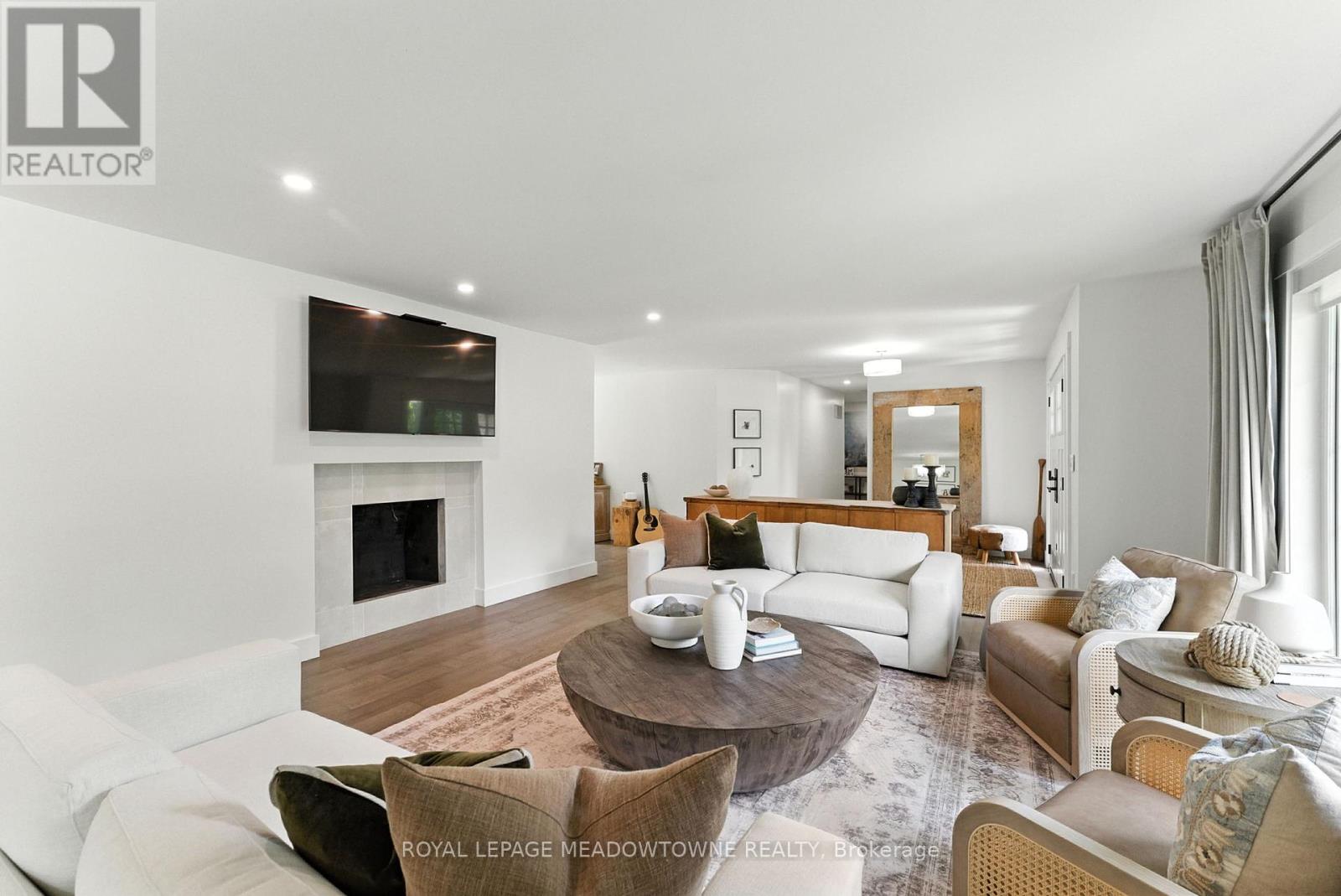 Photo 34 of 18 Vanstraalen Street, Hamilton ON