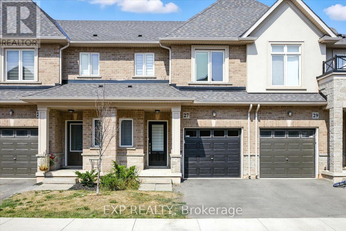 Photo 1 of 27 Mockingbird Lane E, Hamilton ON