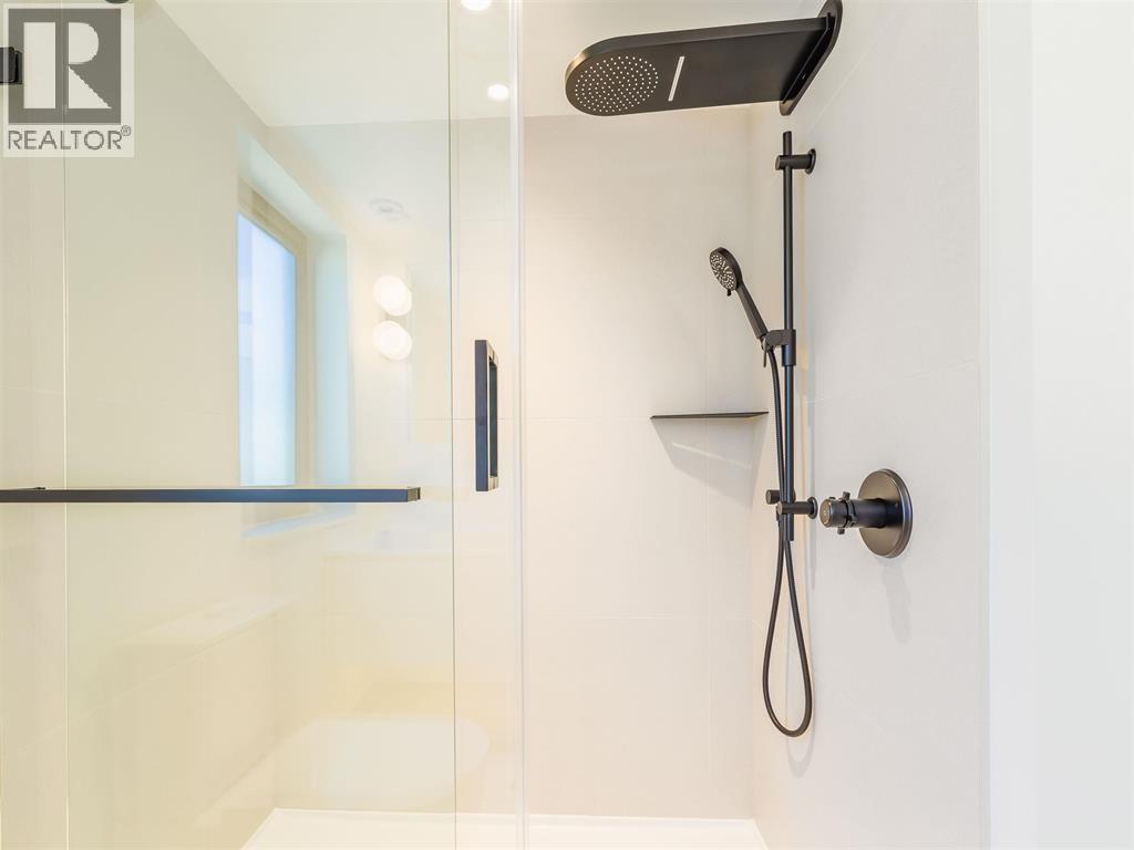 Photo 35 of 51 550 W 28th Avenue, Vancouver BC