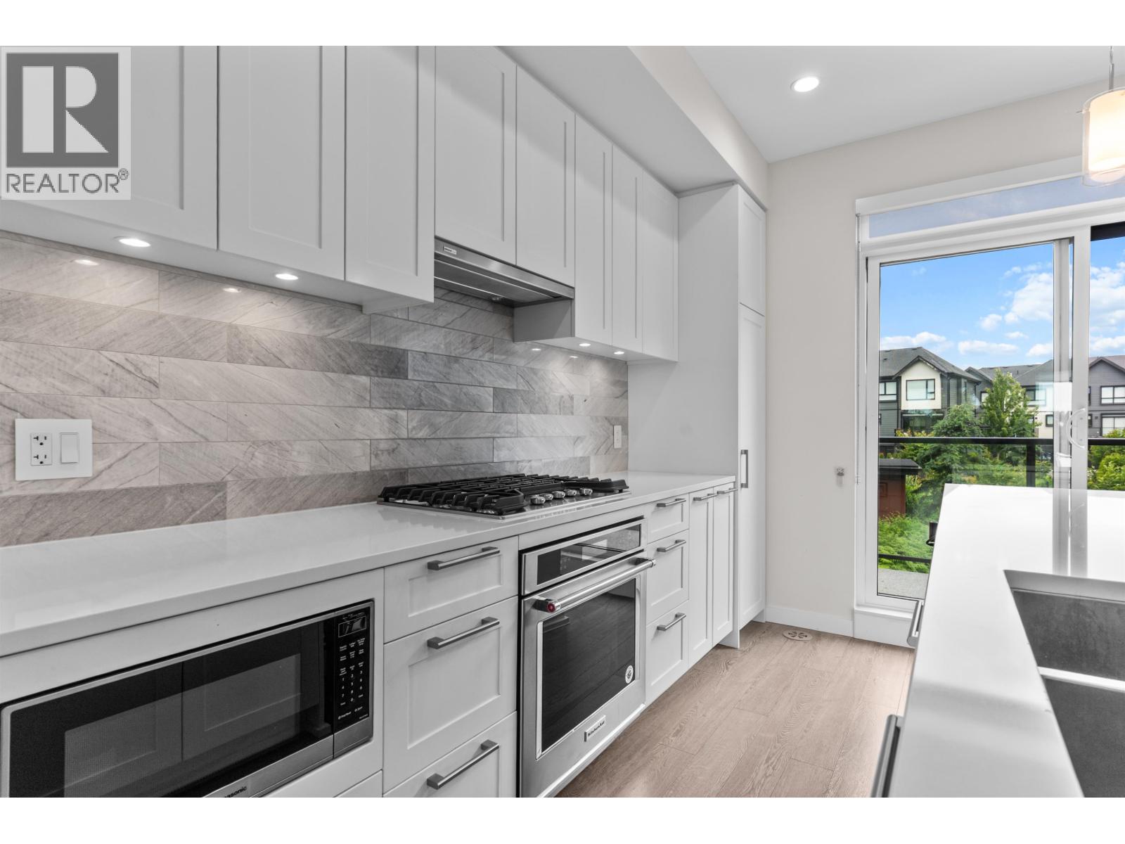Photo 10 of 133 4738 Hemlock Way, Tsawwassen BC