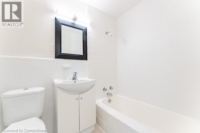Photo 15 of 110 South Forster Park Drive Unit 304, Oakville ON