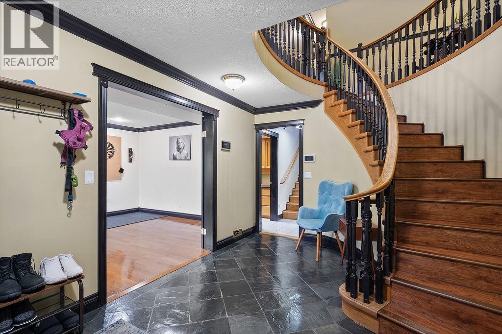 Photo 3 of 23638 108 Loop, Maple Ridge BC