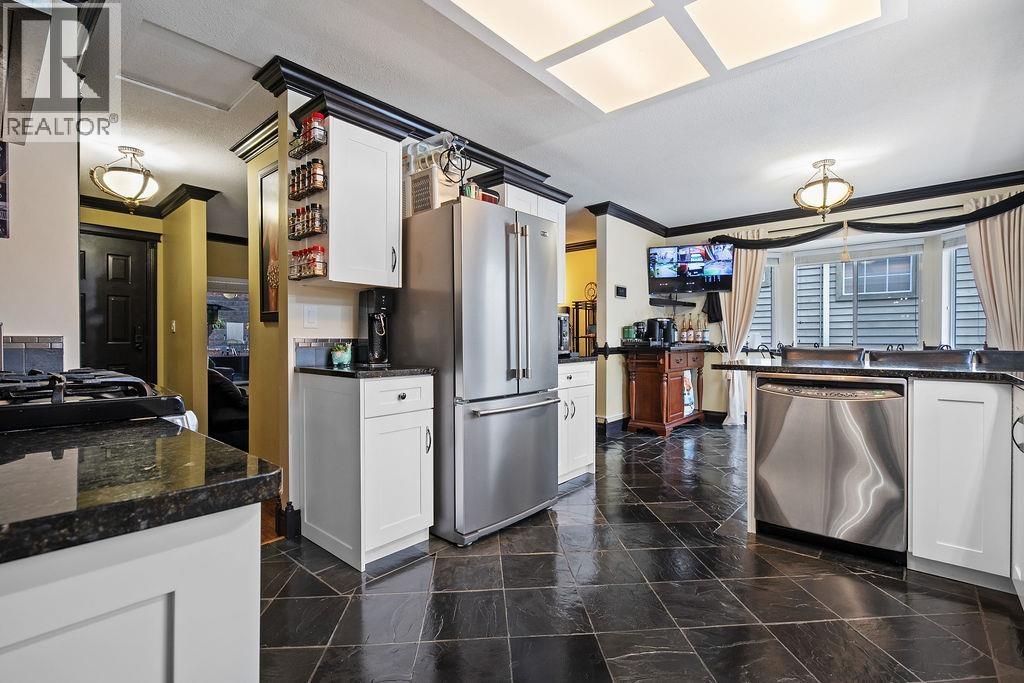 Photo 9 of 23638 108 Loop, Maple Ridge BC