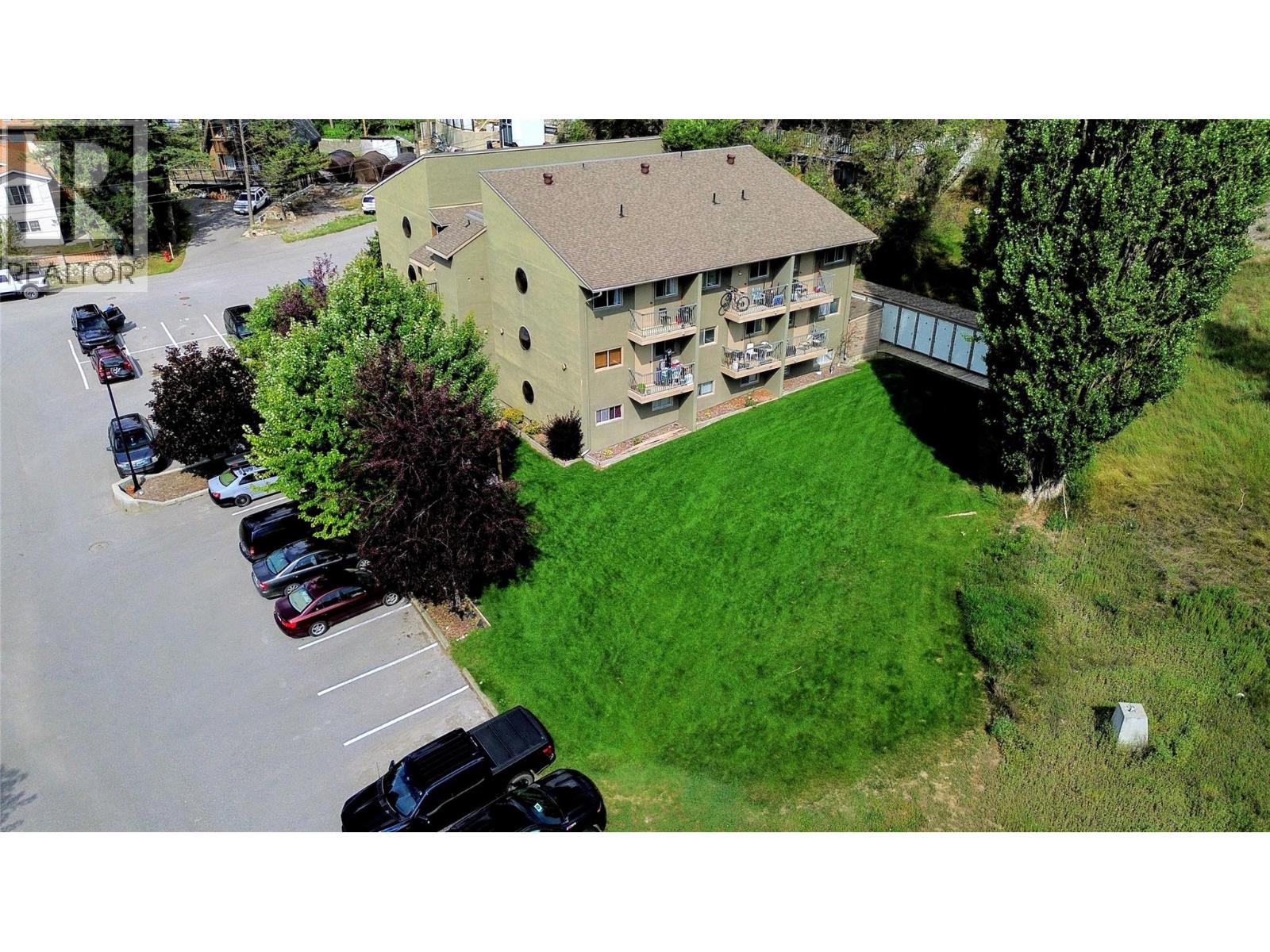 Photo 27 of 1309 11 Th Avenue Unit 53, Invermere BC