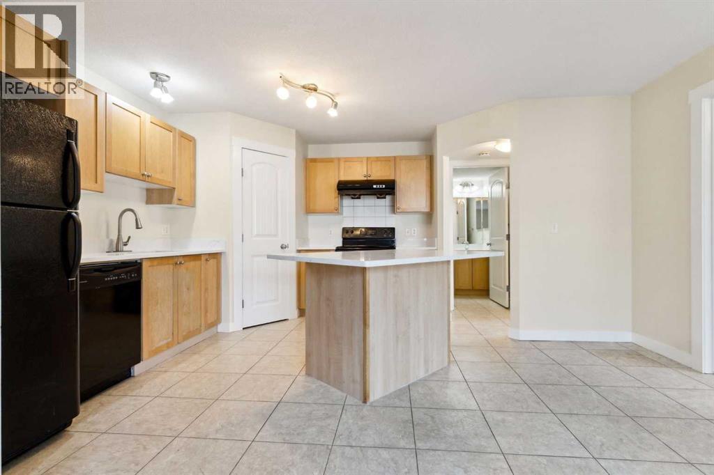 Single Family House for Sale in   Panatella Landing NW Panorama Hills Calgary 