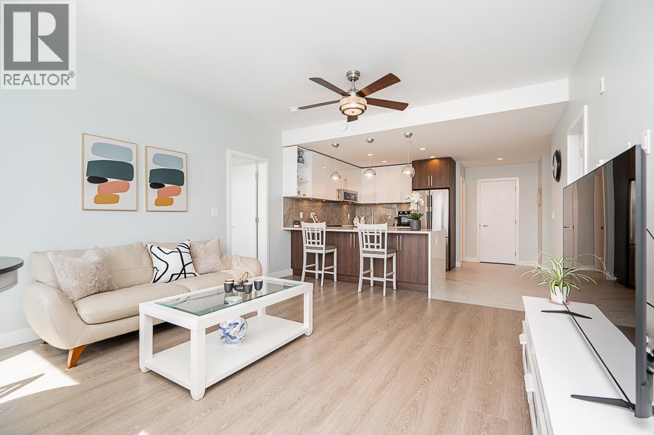 Photo 11 of 405 11703 Fraser Street, Maple Ridge BC