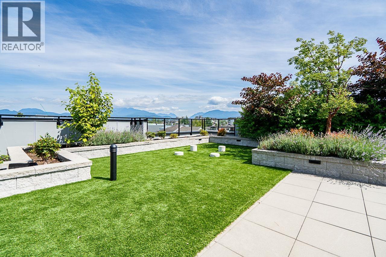Photo 29 of 405 11703 Fraser Street, Maple Ridge BC