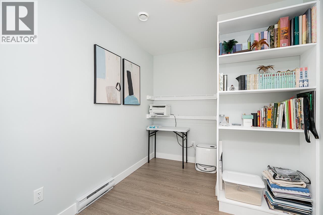 Photo 22 of 405 11703 Fraser Street, Maple Ridge BC