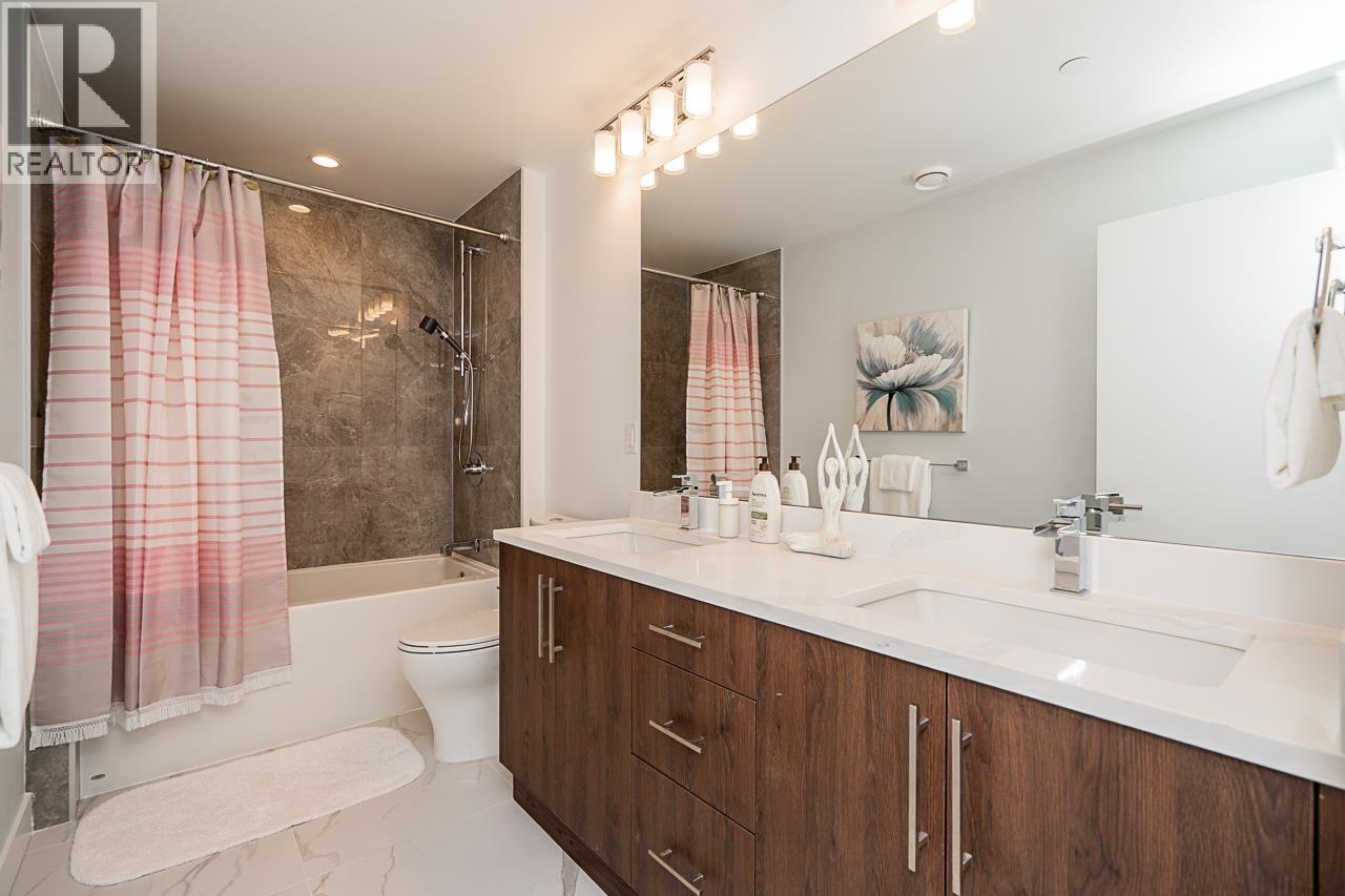 Photo 23 of 405 11703 Fraser Street, Maple Ridge BC