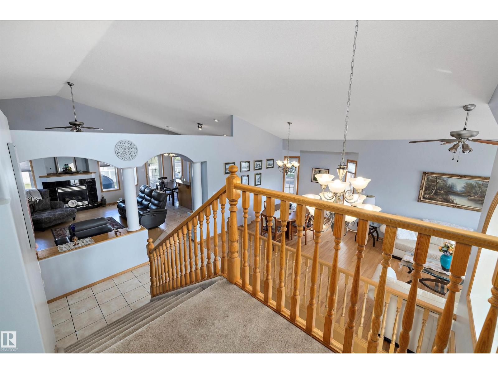 Photo 23 of 16403 88 St Nw, Edmonton AB