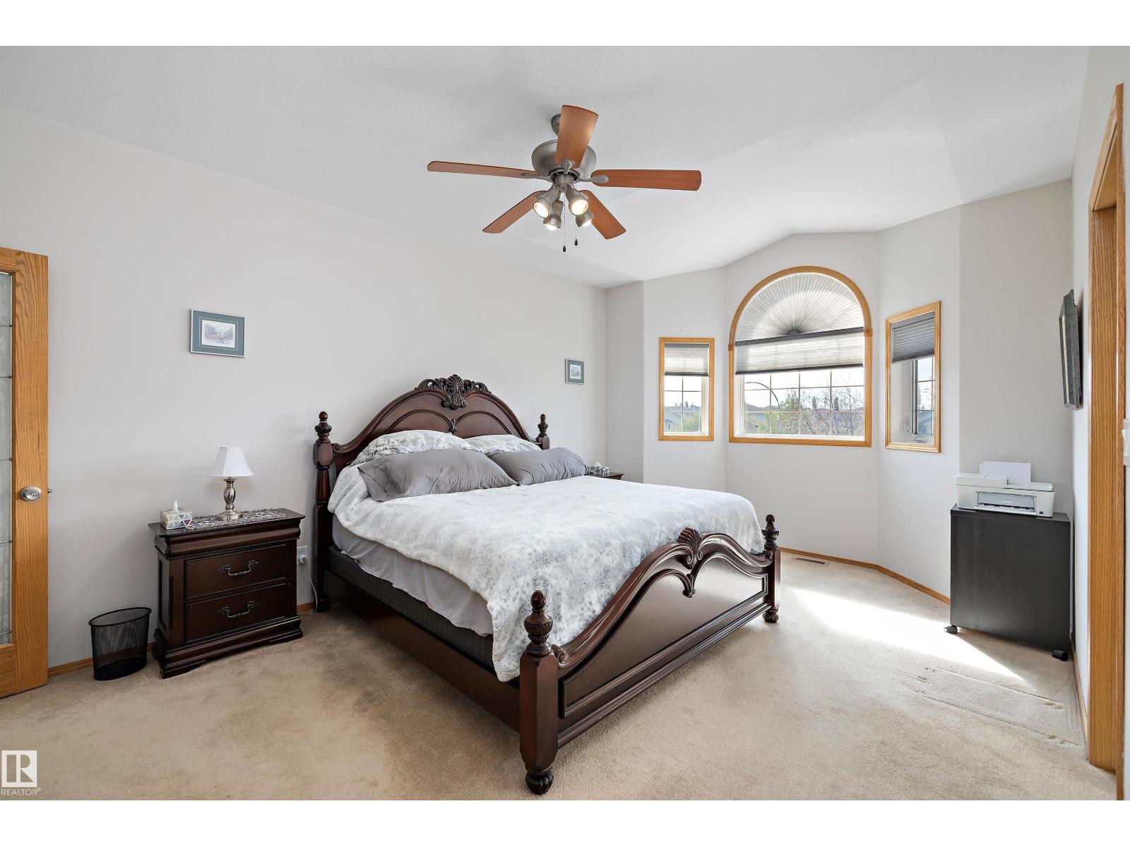 Photo 25 of 16403 88 St Nw, Edmonton AB