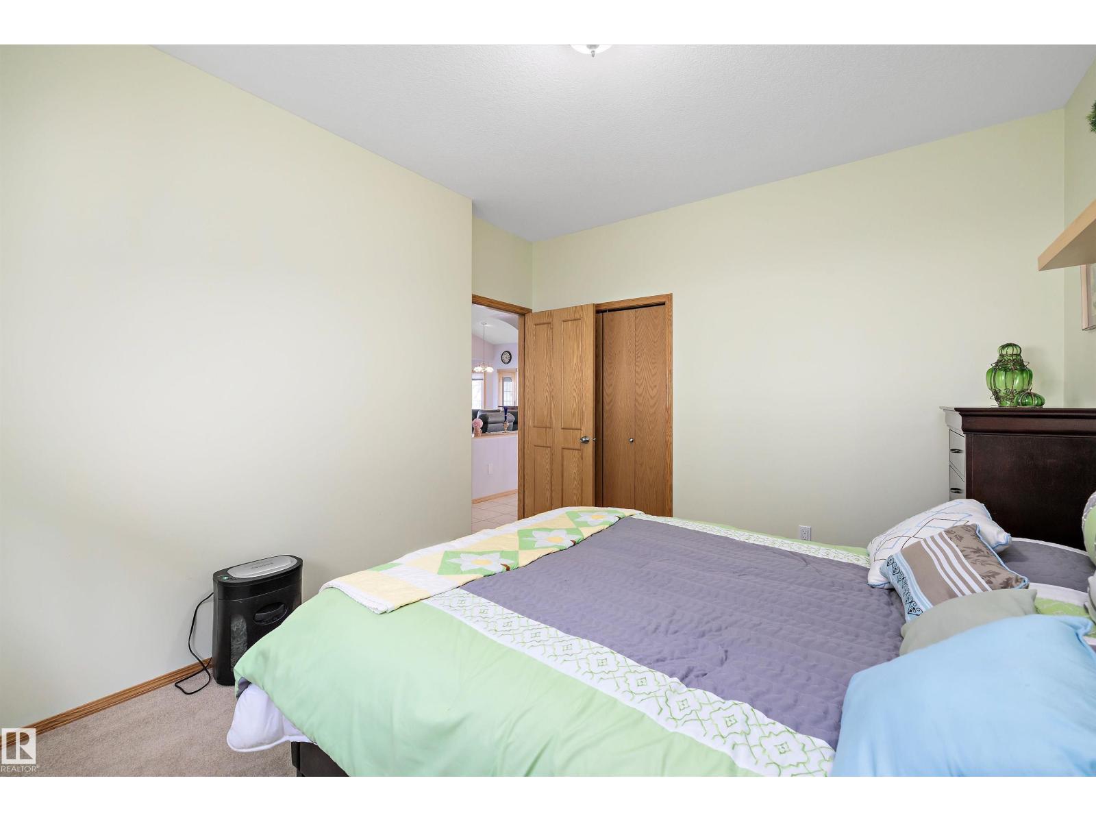 Photo 30 of 16403 88 St Nw, Edmonton AB