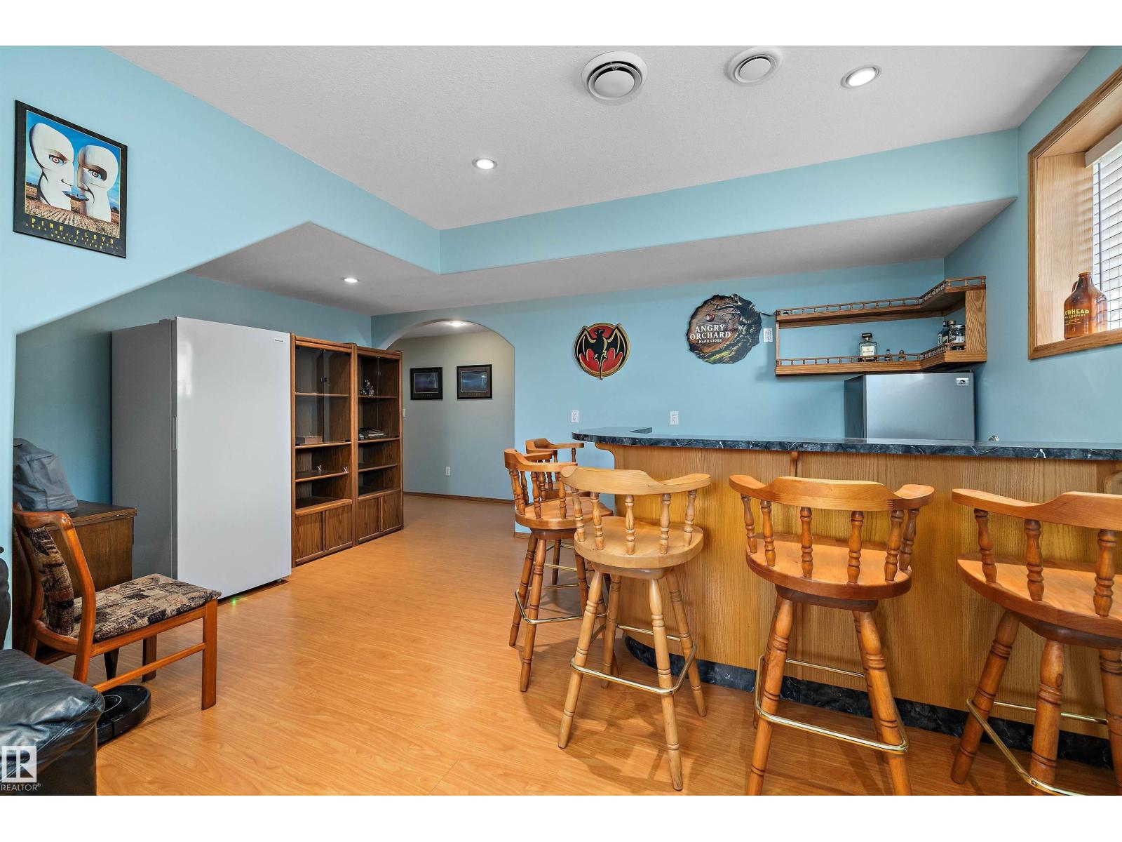 Photo 39 of 16403 88 St Nw, Edmonton AB
