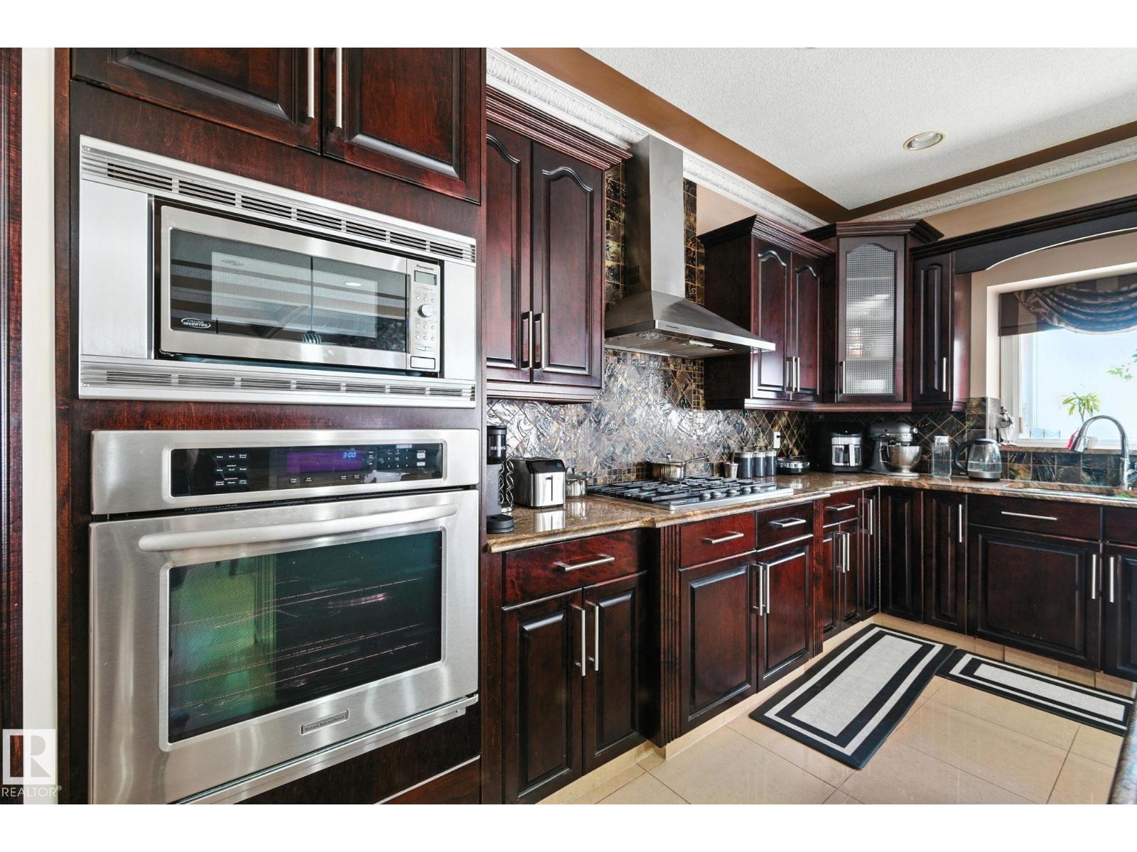 Photo 1 of 16414 60 A St Nw, Edmonton AB