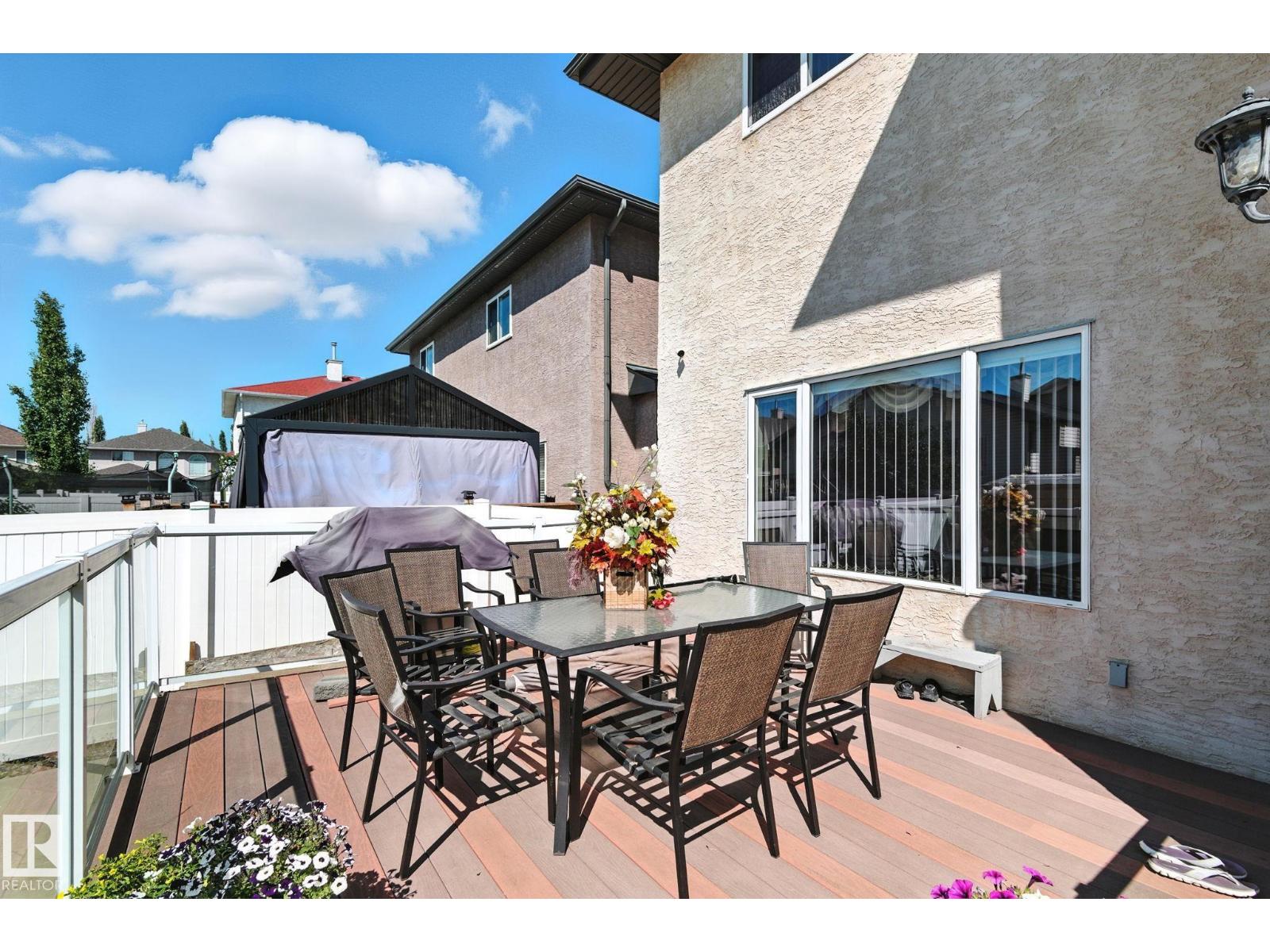 Photo 19 of 16414 60 A St Nw, Edmonton AB