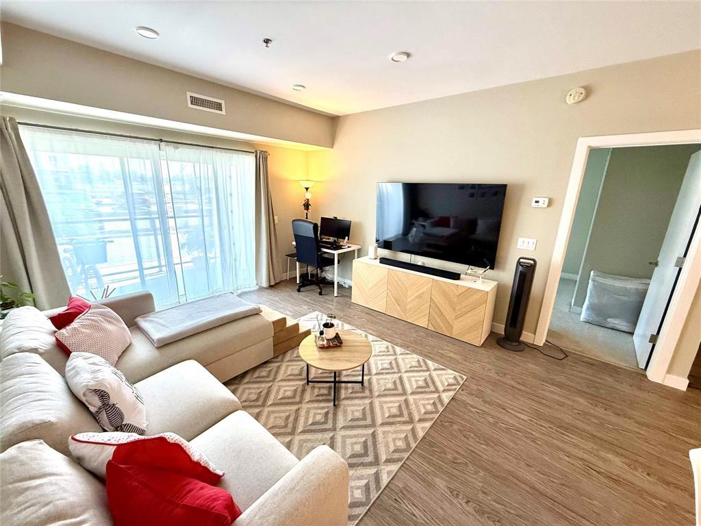 Photo 10 of 108 1505 Molson Street, Winnipeg MB