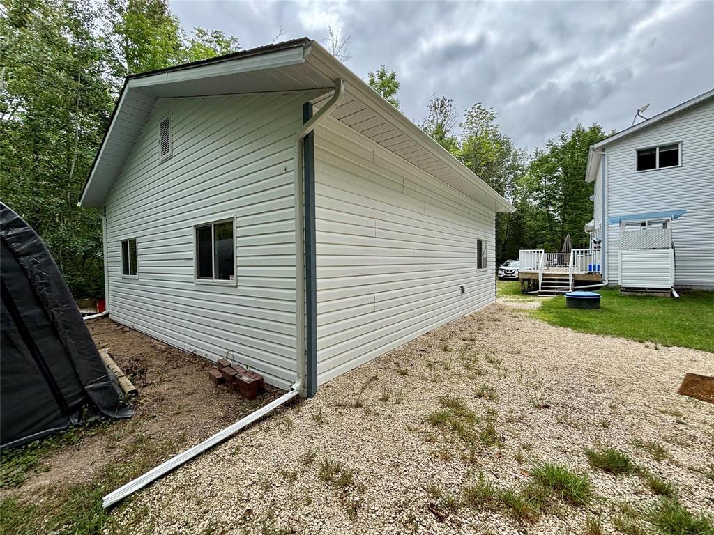Photo 43 of 32 David Drive, Traverse Bay MB