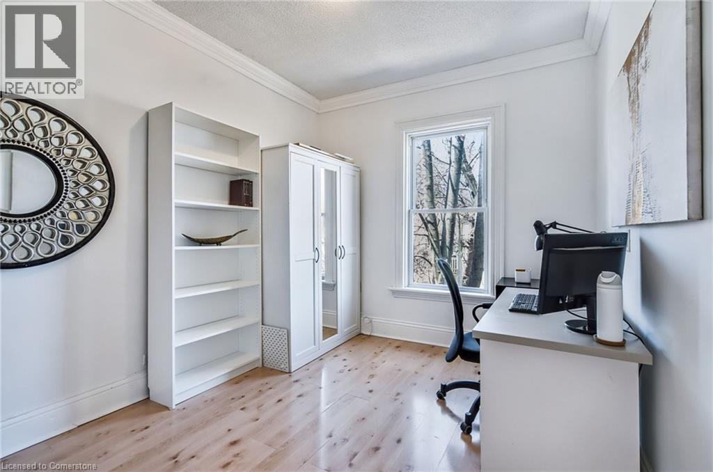 Photo 16 of 20 Locke Street S Unit 1, Hamilton ON