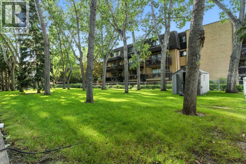 Single Family House for Sale in    Street NW Varsity Calgary 