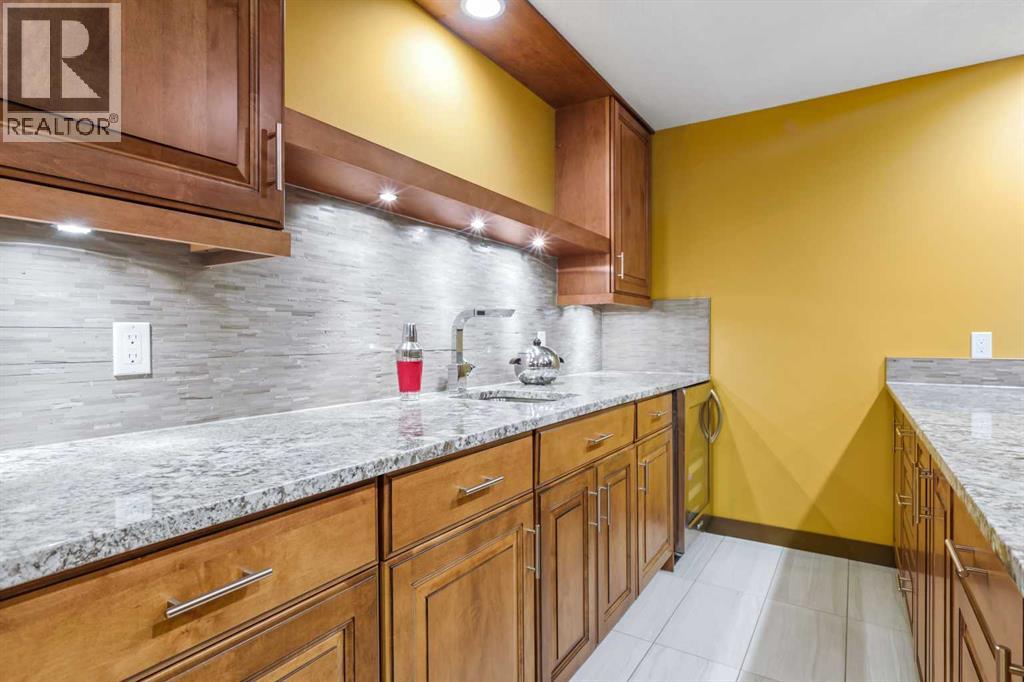 Single Family House for Sale in  Quarry Way SE Douglasdale/Glen Calgary 