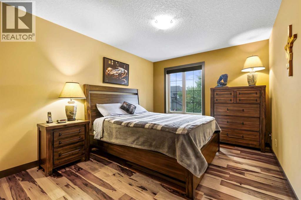 Single Family House for Sale in  Quarry Way SE Douglasdale/Glen Calgary 