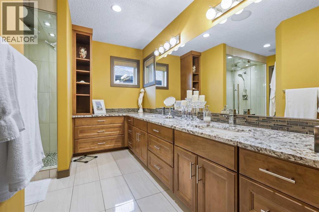 Single Family House for Sale in  Quarry Way SE Douglasdale/Glen Calgary 