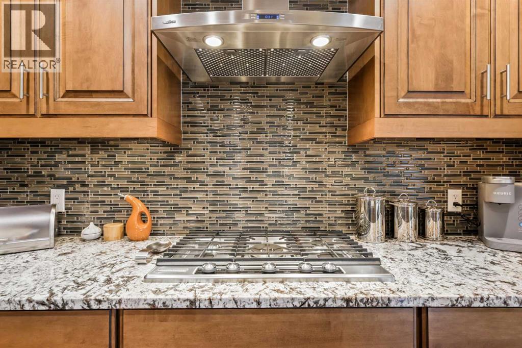 Single Family House for Sale in  Quarry Way SE Douglasdale/Glen Calgary 