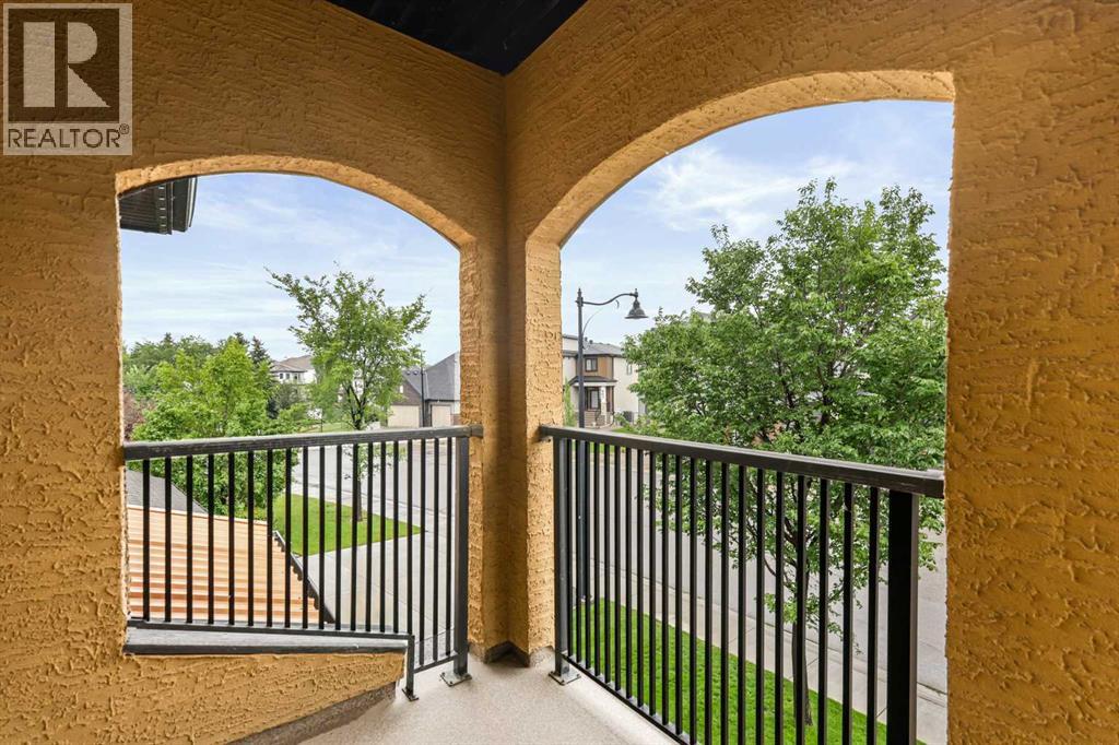 Single Family House for Sale in  Quarry Way SE Douglasdale/Glen Calgary 