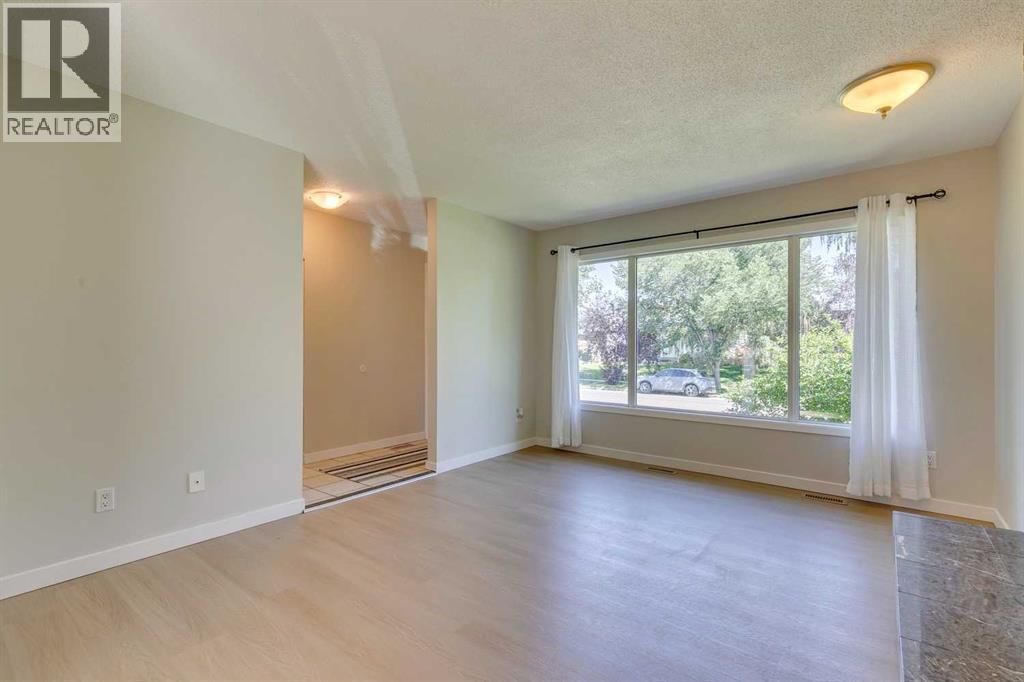 Single Family House Bungalow for Sale in  Dover Ridge Drive SE Dover Calgary 