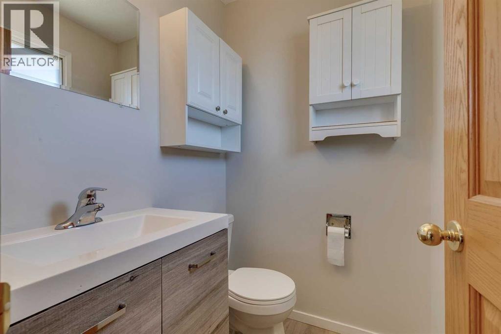 Single Family House Bungalow for Sale in  Dover Ridge Drive SE Dover Calgary 
