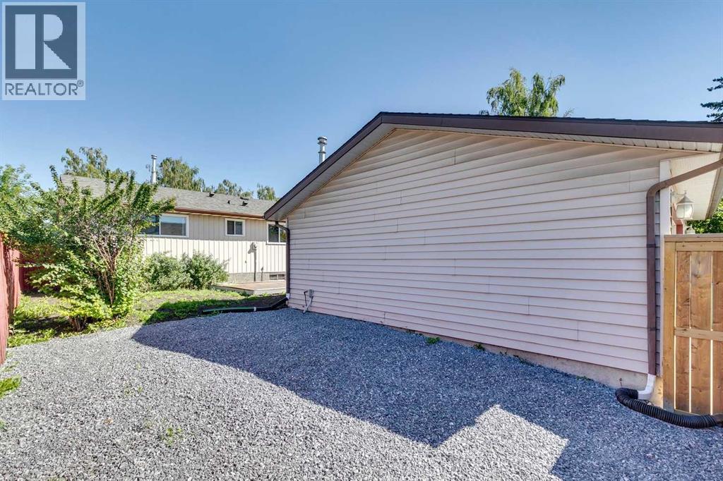 Single Family House Bungalow for Sale in  Dover Ridge Drive SE Dover Calgary 