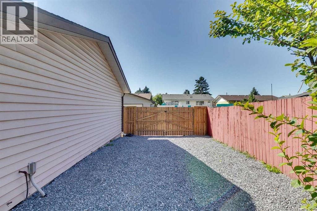 Single Family House Bungalow for Sale in  Dover Ridge Drive SE Dover Calgary 