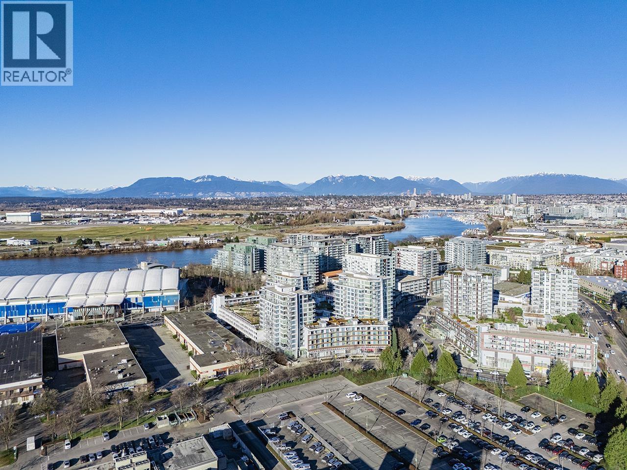 #2011-5511 HOLLYBRIDGE Way, Richmond