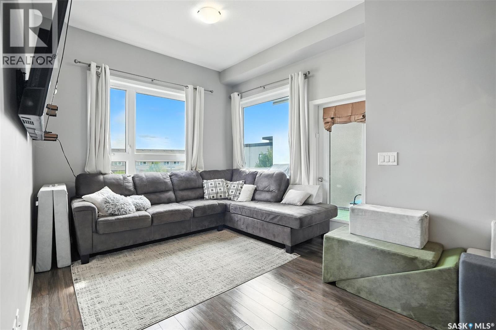 Single Family House Low rise for Sale in   Maningas BEND Saskatoon 