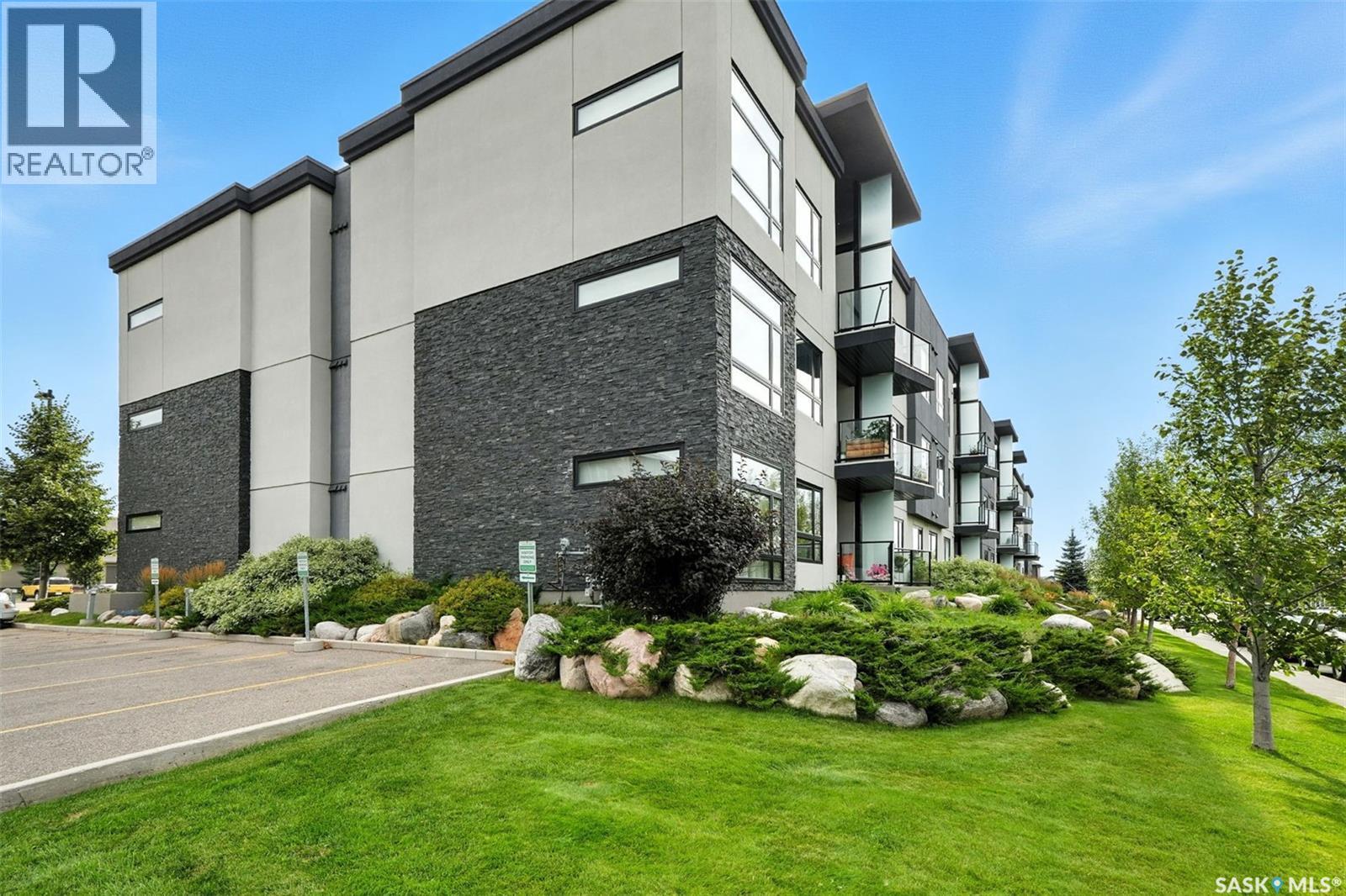 Single Family House Low rise for Sale in   Maningas BEND Saskatoon 