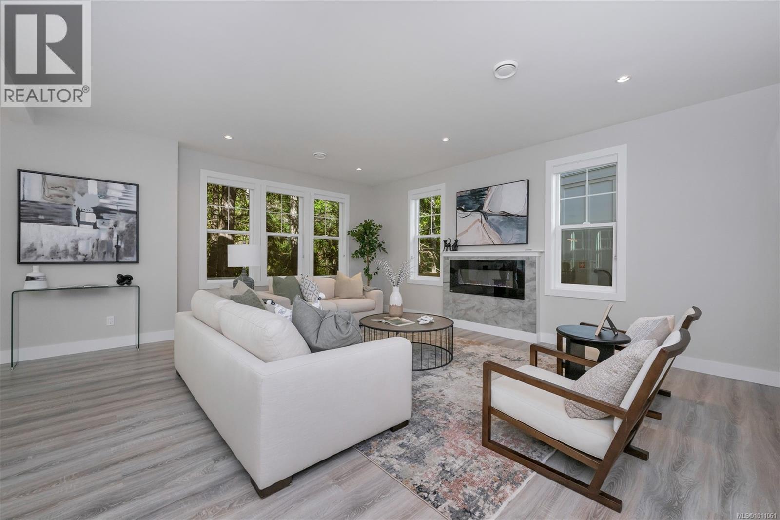 Photo 10 of 3315 West Oak Pl, Langford BC